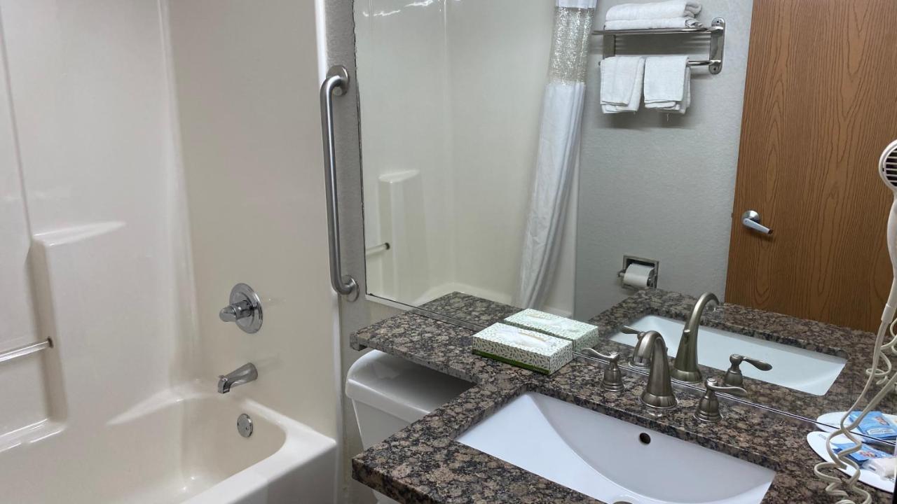 Microtel Inn & Suites By Wyndham Ardmore Exterior foto